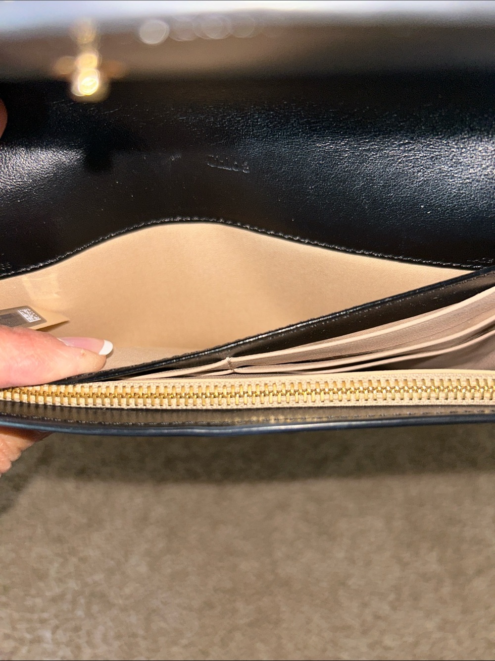 Chloe Black Leather Continental Wallet with Gold 'C' Hardware - Picture 8 of 16